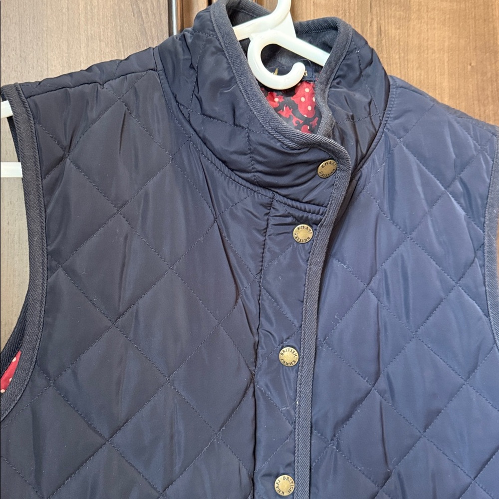 British Khaki Puffer Vest - Picture 6 of 8